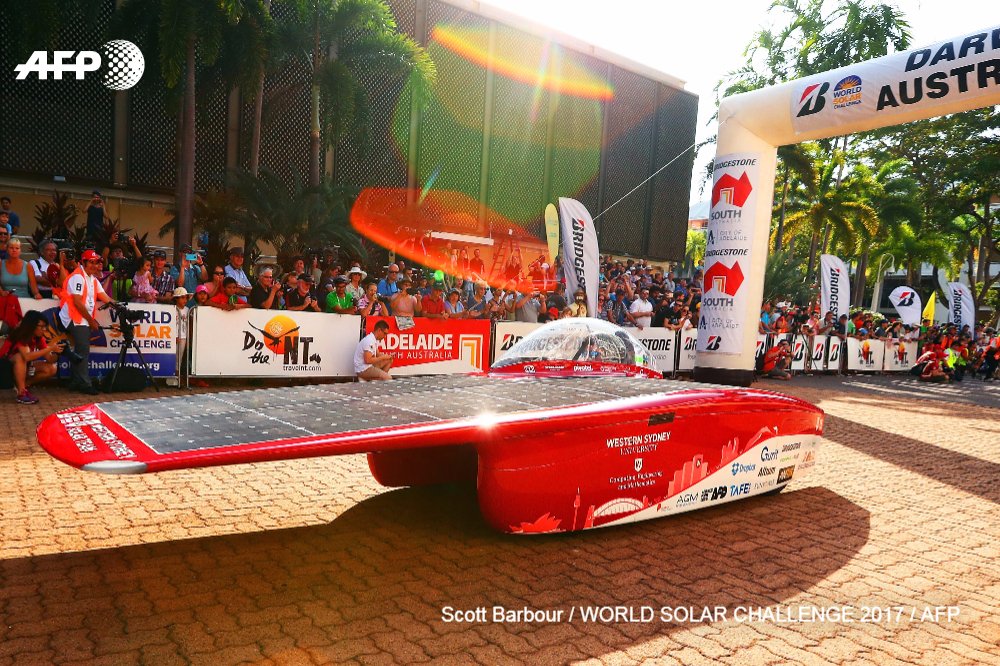 AFP's tweet photo. Solar cars begin 3,000-kilometre (1,860-mile) epic race across the desert heart of Australia https://t.co/yAfsk3eYYo https://t.co/f7twDRXitN