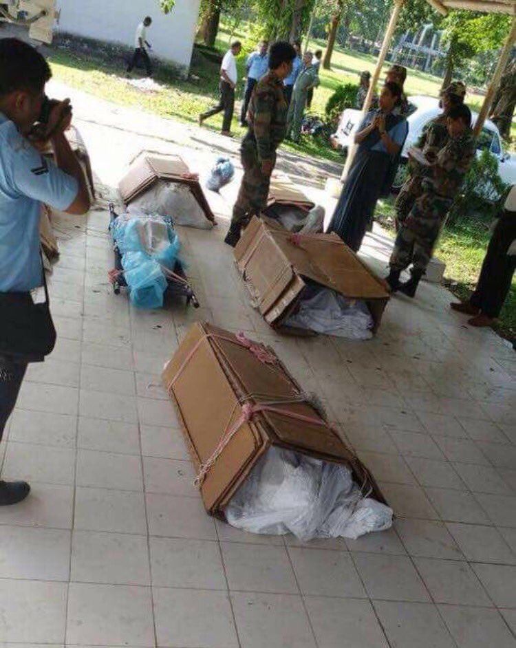 saikatd's tweet photo. In "nationalist" India, soldiers who died in the line of duty are brought home like this. What a shame. 
Pics via Gen @rwac48 https://t.co/3JkJD4XK7e
