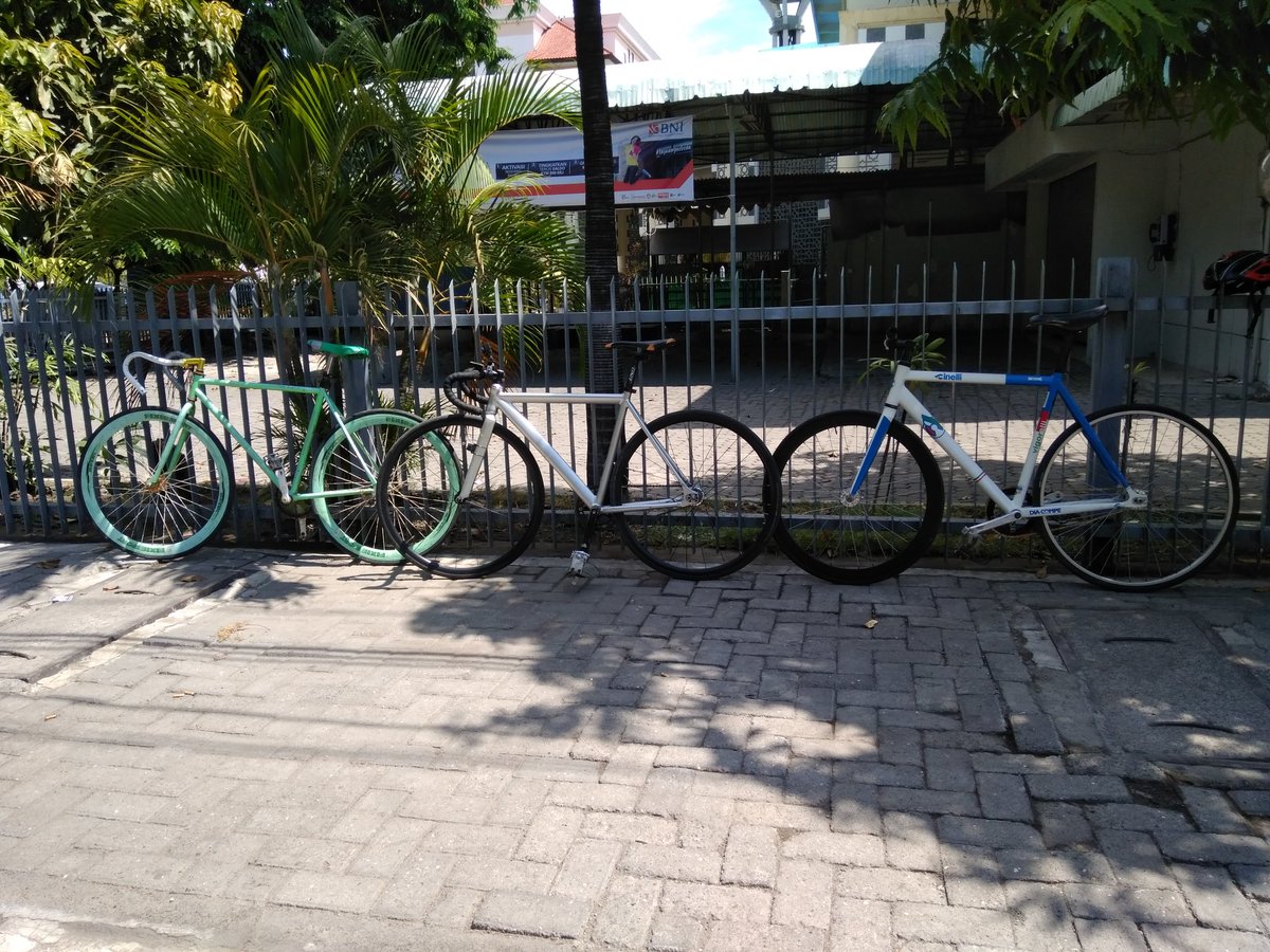 Gresfix's tweet image. tour de surabaya