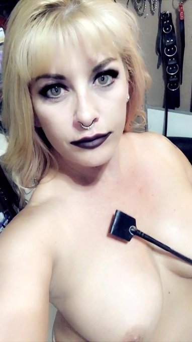My new video is really hot! Check it out! https://t.co/c6ymlxePtx https://t.co/LQ6WTON8LF<a href="/tag/milf"class="tags"><span>#milf</span></a><a href="/tag/hairypussy"class="tags"><span>#hairypussy</span></a>