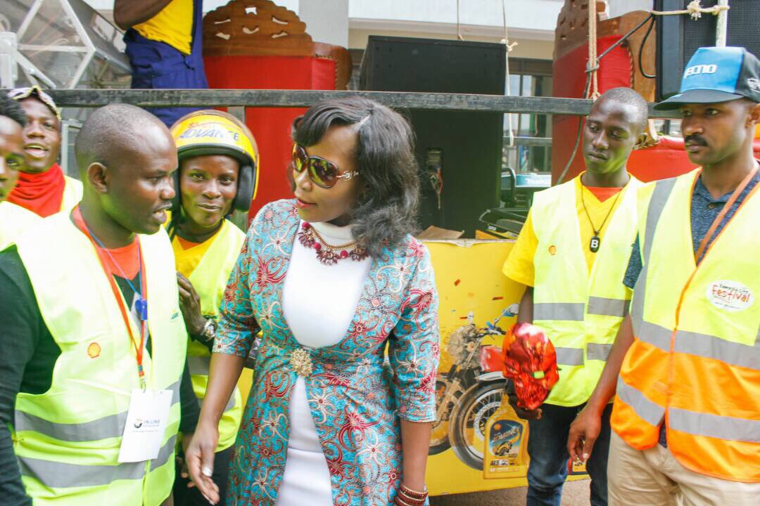VivoEnergyUg's tweet image. .@KCCAED just visited our #ShellBodaKapo team @KCCAUG #KampalaCityFestival