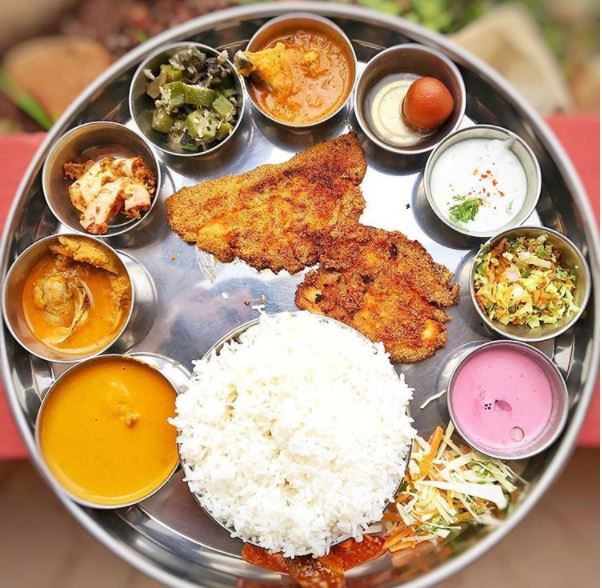 StreetsThatTalk's tweet image. Aching for comfort food❤️ #GoanThali at Woods Inn, Porvim #Goa
.
📷 by Rupal Bhatikar