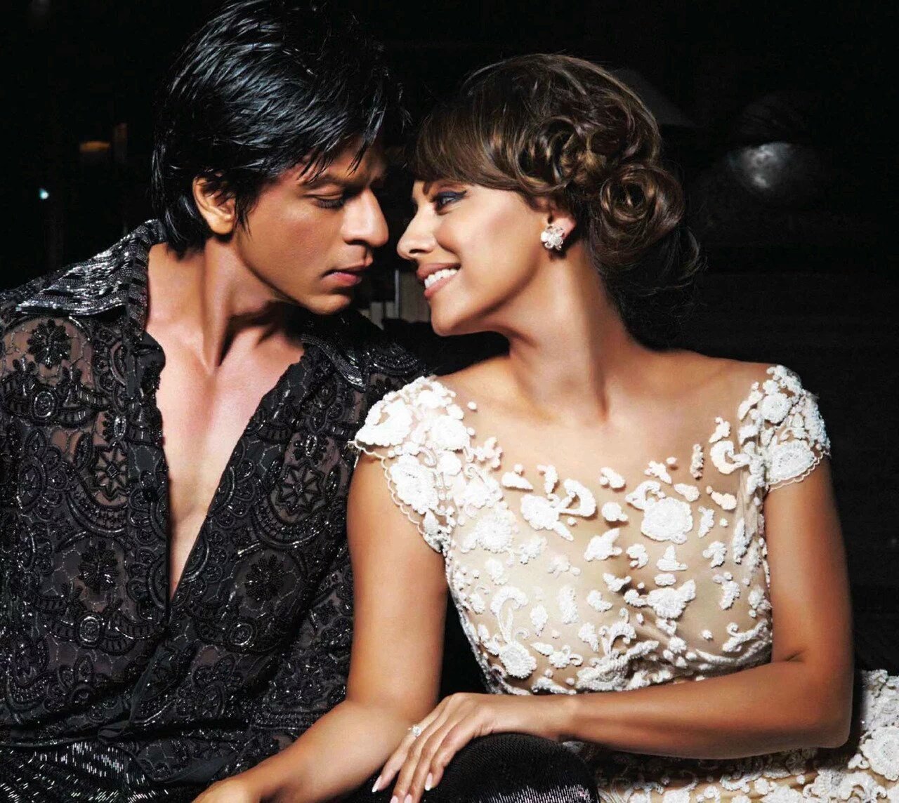 Happy birthday to the wife of King Khan, Gauri Khan! Wish you two can grow old together  