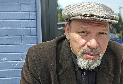 RazZy0211's tweet photo. AdviceToWriters : The simpler you say it, the more eloquent it is.
AUGUST WILSON

#amwriting #writing #writingtips… https://t.co/WHmpf1wpiz) https://t.co/H3TVRqNdbW
