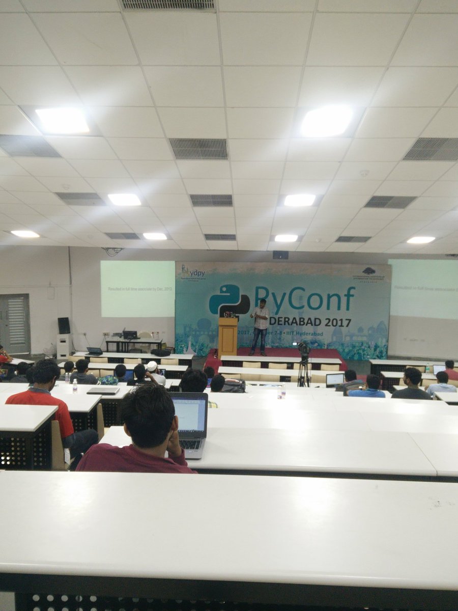 anweshasrkr's tweet photo. How to contribute in #opensource? @chkumar246 is answering that in #PyConfHyd https://t.co/Yu9k3oR5Ai