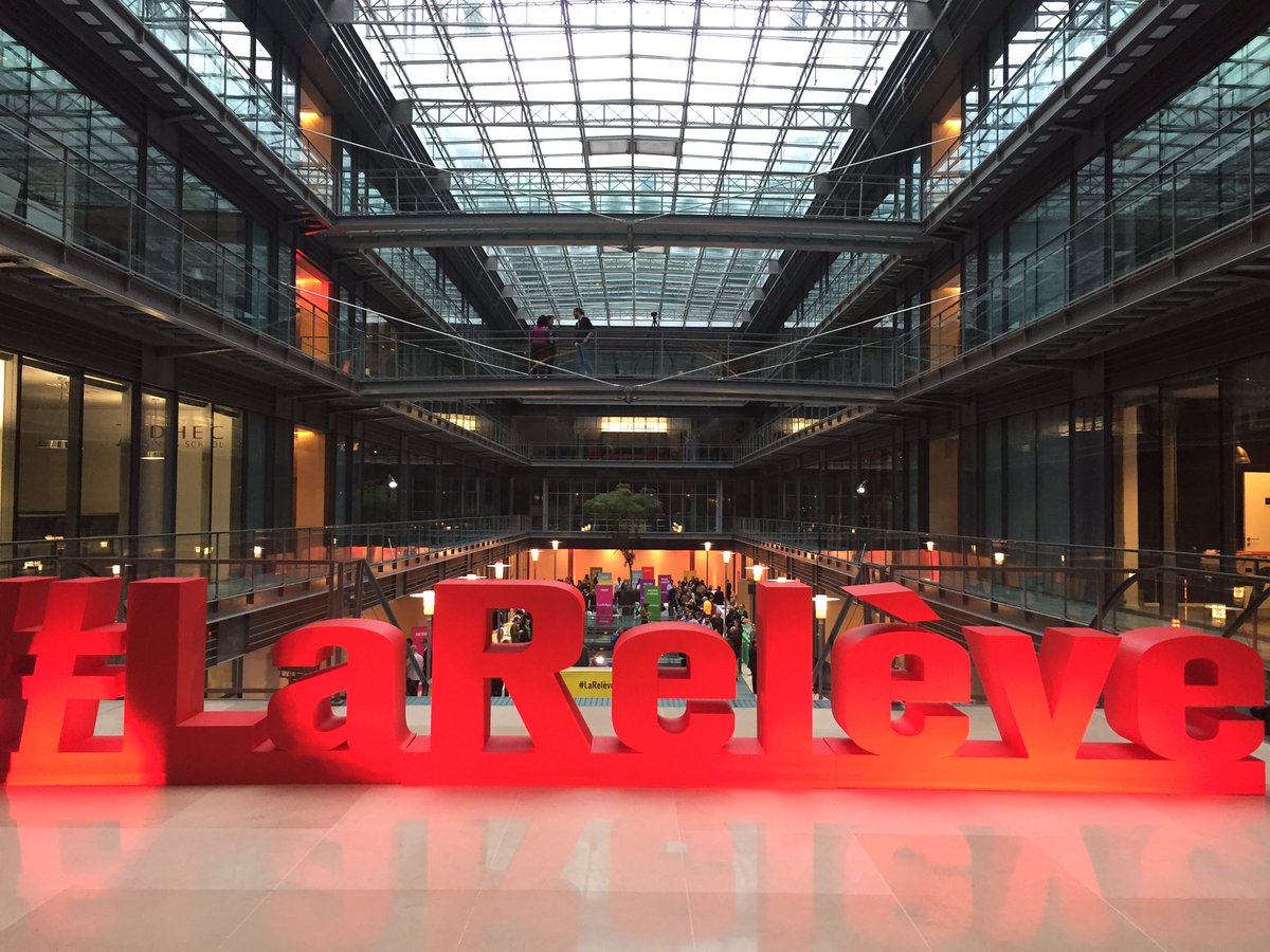 Rédaction des @LesÉchos  pour l événement #laRelève