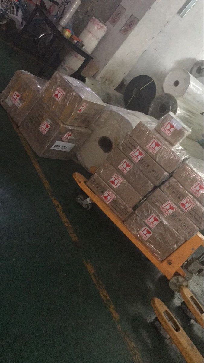 easypos321's tweet photo. Container https://t.co/NLembYqium