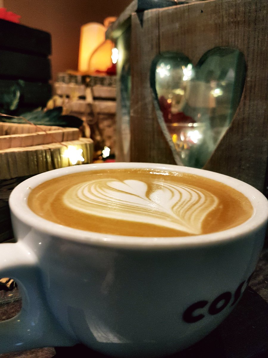 Autumn is here <a href="/PI_gatwicknorth/">PI GatwickNorth</a> <a href="/gary_villiers/">Gary De Villiers</a> <a href="/VikiHahn84/">Viki Hahn</a> <a href="/CDeSantana/">Wilson De Santana</a> <a href="/ParikZalaWHR/">Parik Zala</a> <a href="/shantanu_tare/">Shantanu Tare</a>