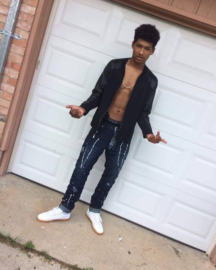 DeeHunn1t's tweet photo. Free My Gang Hunn1t Gang 💙 https://t.co/jD4lAUbIY5