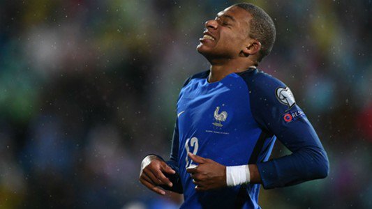 ParisFansfr's tweet photo. #BUFRA - #Rabiot "a semblé perdu" et #Mbappé "a manqué de justesse", selon Le Parisien - https://t.co/WpMp3vWBkU #PSG https://t.co/CNkkRBSnfB