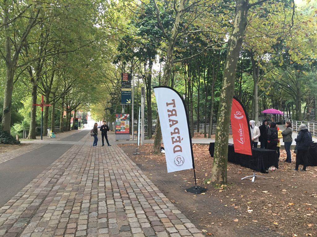 Inria's tweet photo. On vous attend à @LaVillette pour #TrouvezPoppy ! Les #IA seront là pour vous aider... #50AnsInria https://t.co/h1y6Tpi1aR https://t.co/RMylnySECu