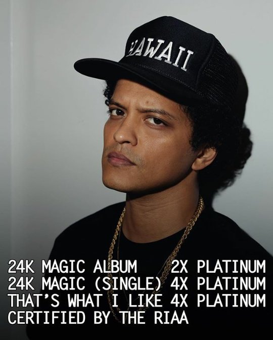 Happy birthday peter gene hernandez aka bruno mars aka LEGEND!  