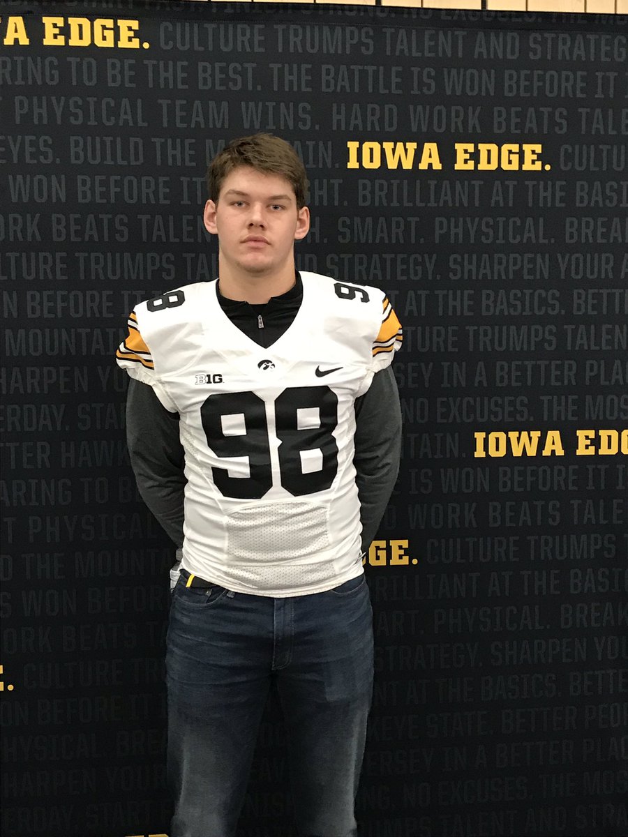 sgoerdt_2's tweet image. Back in Iowa City. Thank you @HawkeyeFootball for the experience