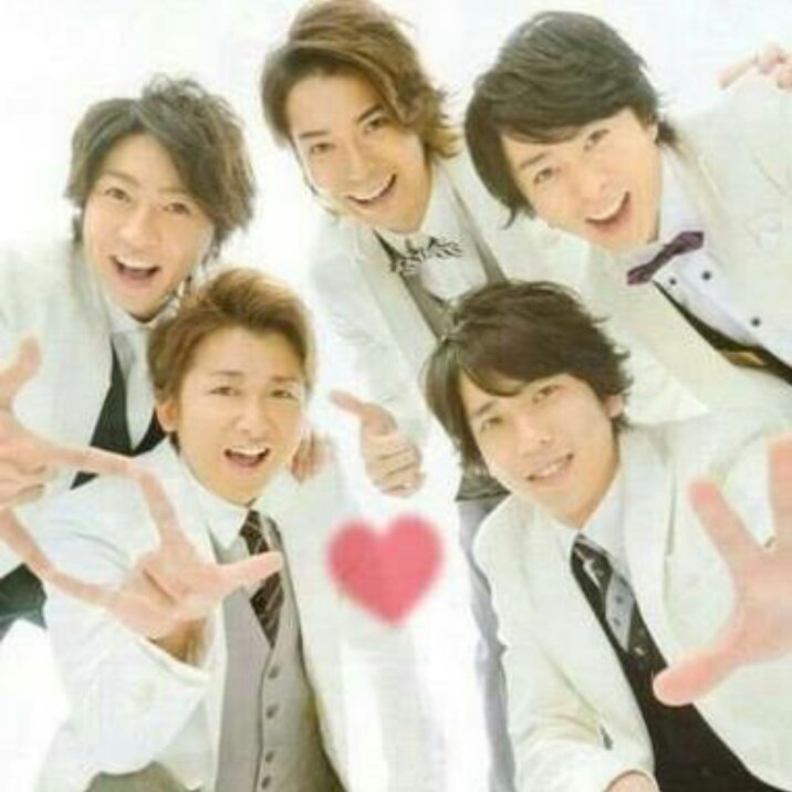 aymatu1's tweet photo. 来年の嵐の結成日まで915RT or915いいね！よろしくお願いします！
#嵐
#結成日 
#915RT 
#915いいね 
#あらしっくさんと繋がりたい https://t.co/PBxX6GfB6R