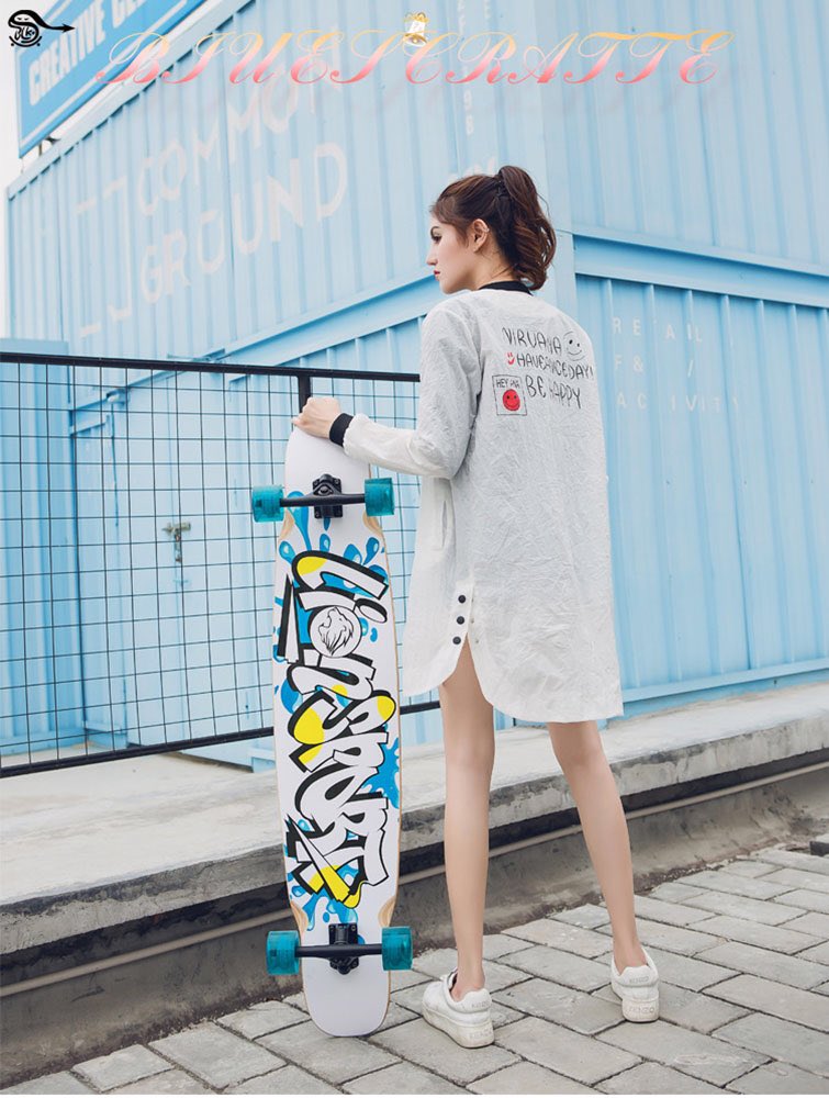 LIVEBOXED's tweet photo. Let’s go out to skateboard With LIVEBOX🏄🏻‍♀️
スケートボードに出かけましょう、よろしいですか？
#skateboarding #outdoorsports #beautifulgirls #sexy #gooutside https://t.co/1DnGjw1rIj