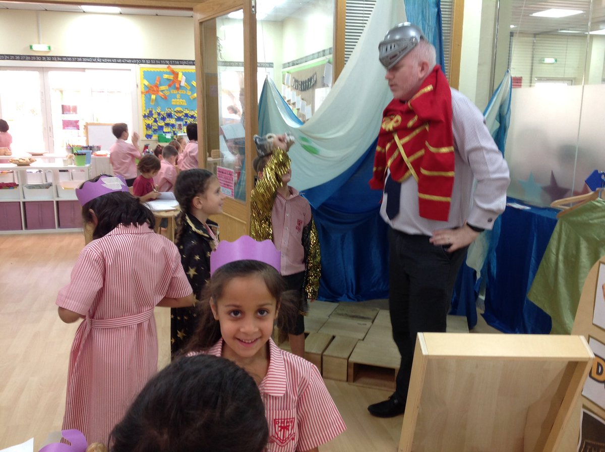 DESSyear2's tweet photo. Role play, story writing, costume and setting designing. All in a days work for #2green #collaboration #creativity #criticalthinking https://t.co/T8z6HhcxCC