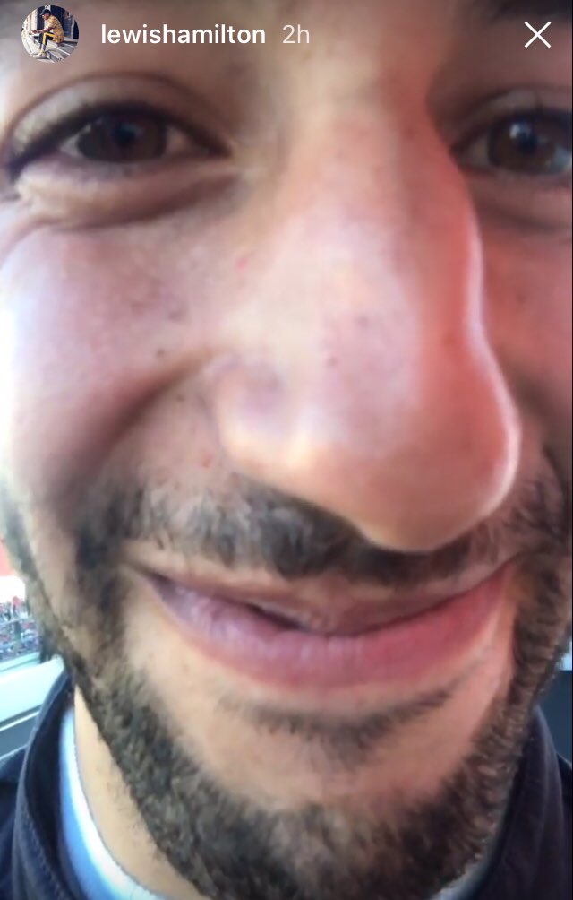 Don’t leave your phone unattended with <a href="/danielricciardo/">Daniel Ricciardo</a> around 😂

(See <a href="/LewisHamilton/">Lewis Hamilton</a>’s Instagram Story)