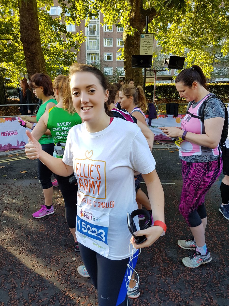 Doing it! <a href="/ElliesFriends/">Ellie's Friends</a> #RoyalParksHalf <a href="/Esyllt2/">Esyllt Roberts</a>