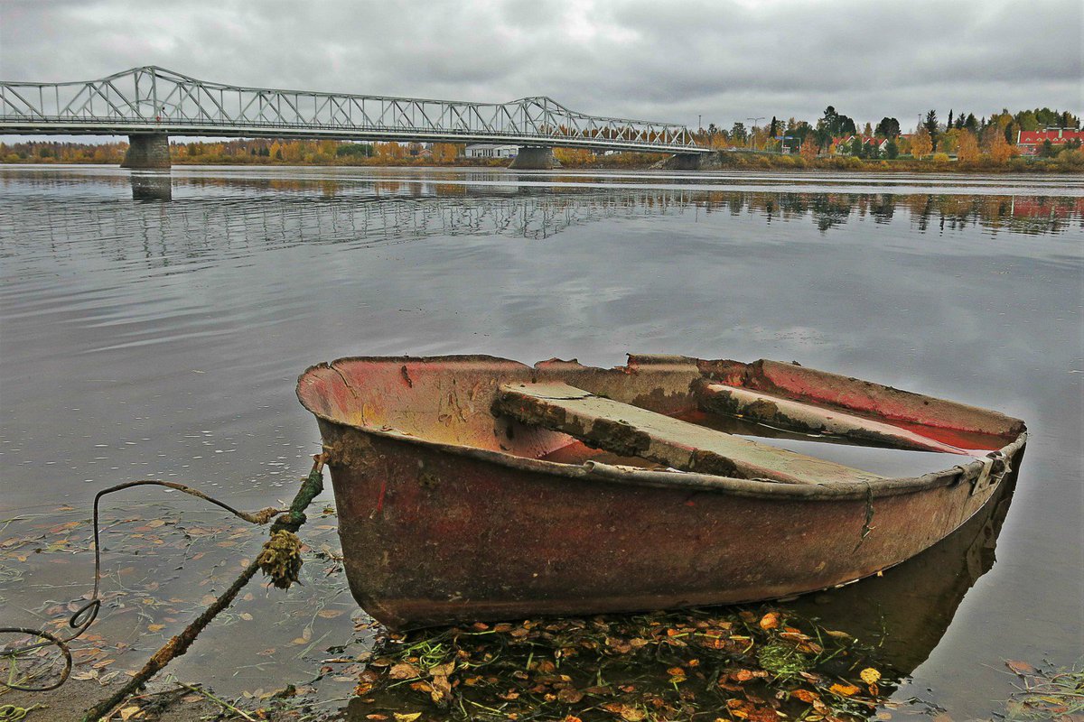 ElfMika's tweet photo. #Broken #Boat and #Tornio #Bridge
https://t.co/Zyc1SXncPg
#hdr #hdreffect #pixlr #visitfinland #canonsyksy #lapland #lappi #tornionjoki https://t.co/VP66FgbEfH