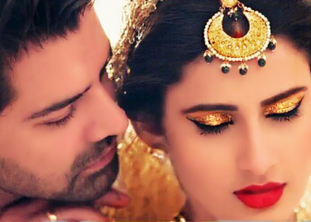 Shivani_Barun's tweet photo. #BringbackBarunShivani🙏
#BringbackShivrun🙏❤ @gulenaghmakhan @karishmajain92
@gorkymax
@screenjournal
@BarunSobtiSays
@shivanitomar09 https://t.co/YzRZczYpOC