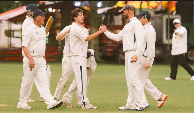 WitneySwiftsCC's tweet photo. If any local businesses would looking to get involved please do not hesitate to contact and ask any questions #witney #sponsorship #cricket https://t.co/rkJH1dpc3K