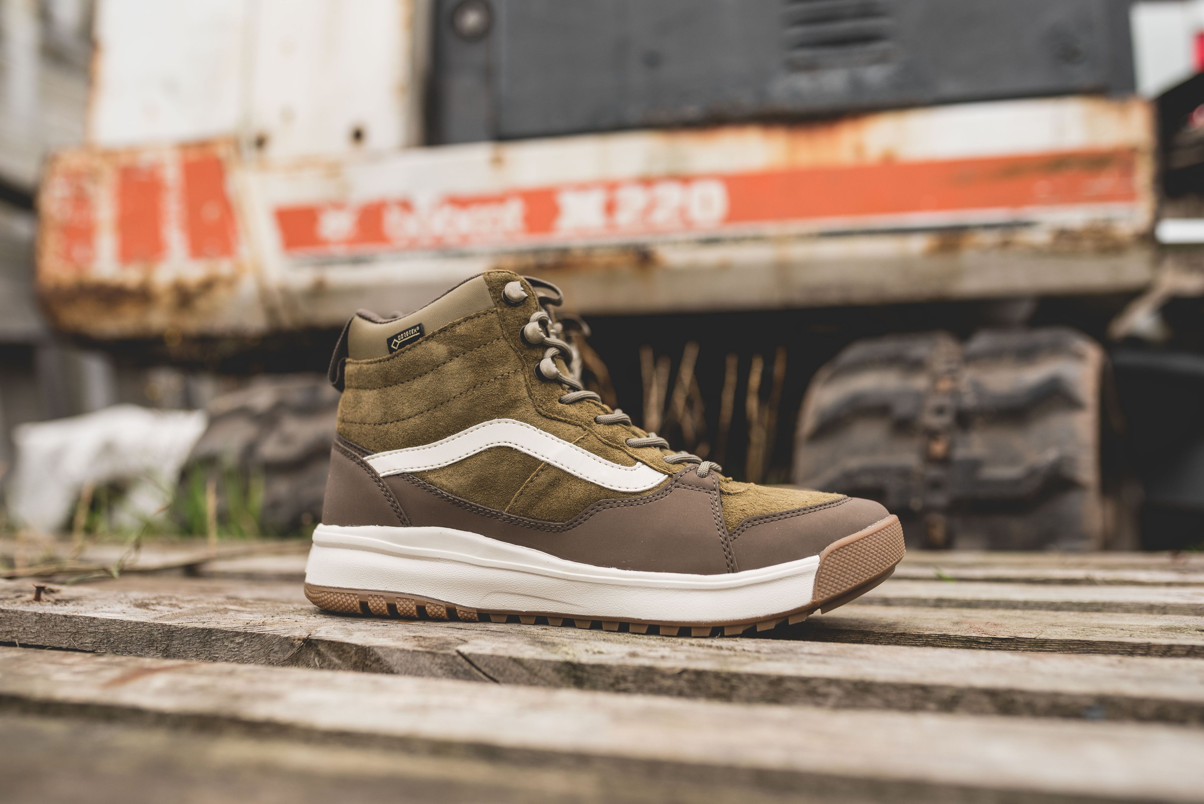 Vans vault shop gore tex