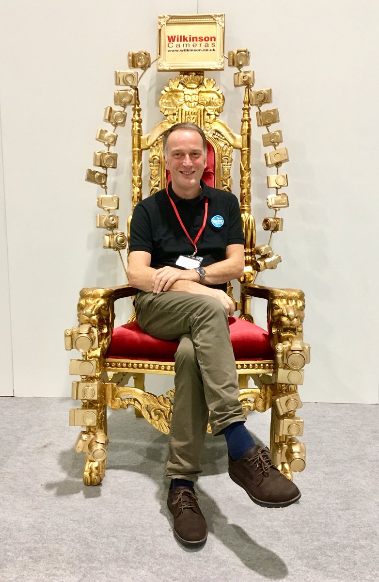 vikingoptical's tweet photo. Regal @robwhyatt ready to meet the public & import his right royal knowledge of #binoculars & #telescopes @WilkiCameras #digitalsplash17😬👍 https://t.co/THHjyb2A8a