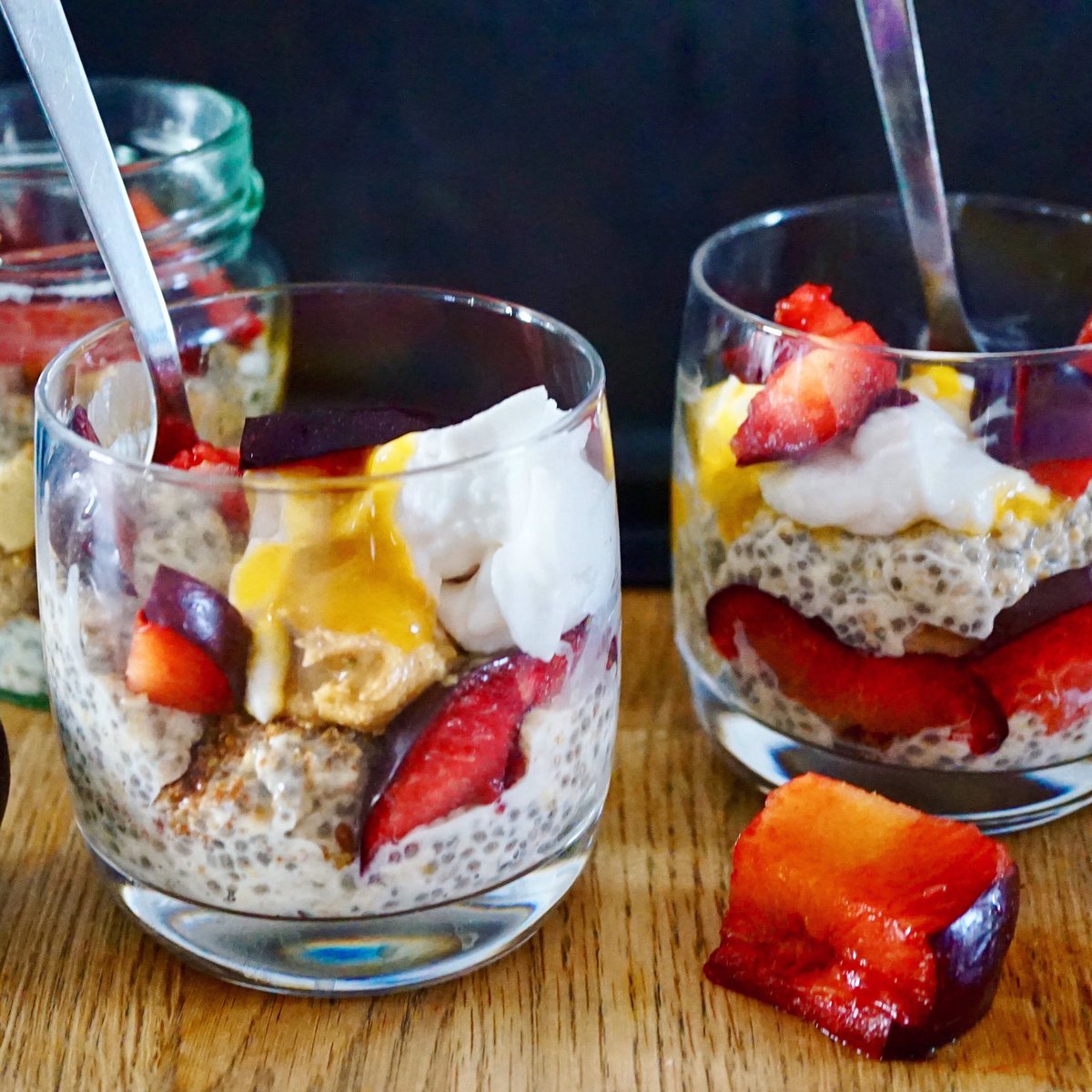 jumptothebeet's tweet photo. Overnight oatin' #breakfastjar with @Alpro oat milk peanut butter, plums & chia seeds https://t.co/Sb5OOwewV3