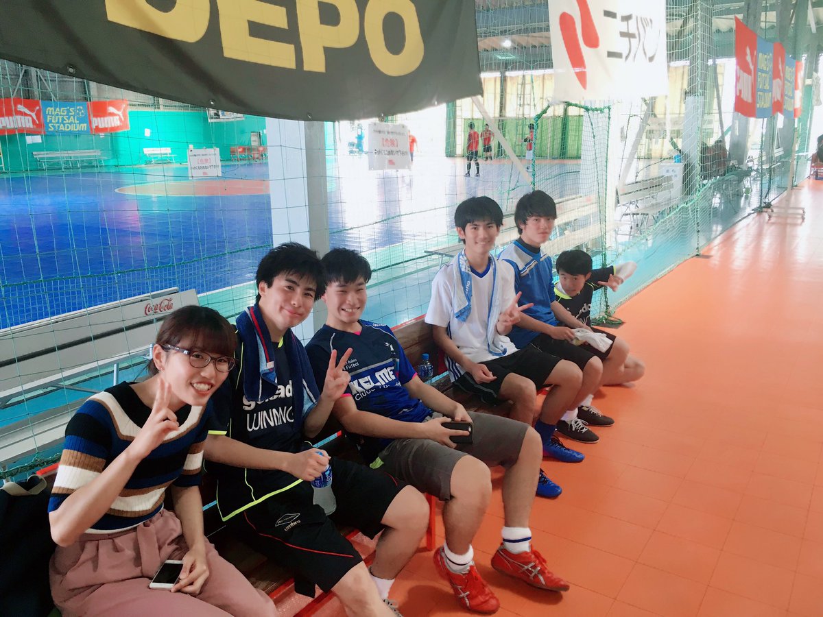 ku_winning5's tweet photo. 第2回連盟大会！
うぃーぶは名前の通り5位とりました〜(7チーム中)
応援も声出しして頑張りました◎
来てくれた、1回生もありがとう😊次はもっと多くの人が参加してほしいな！
次のイベントは11/19！！ たくさん1回生来てください〜 楽しませます☺︎ https://t.co/rolOnvAdms