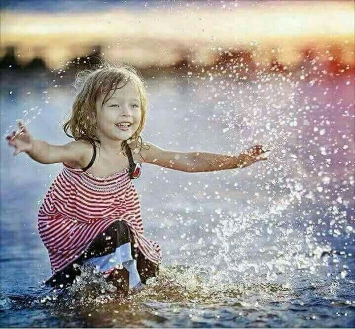alits9_'s tweet photo. ,,

,,
 لا تنتظر السعادة لتبتسم ⛅️💐
ابتسم لـترى السعادة ..” 💚🔐 https://t.co/UsqRT8ynvX