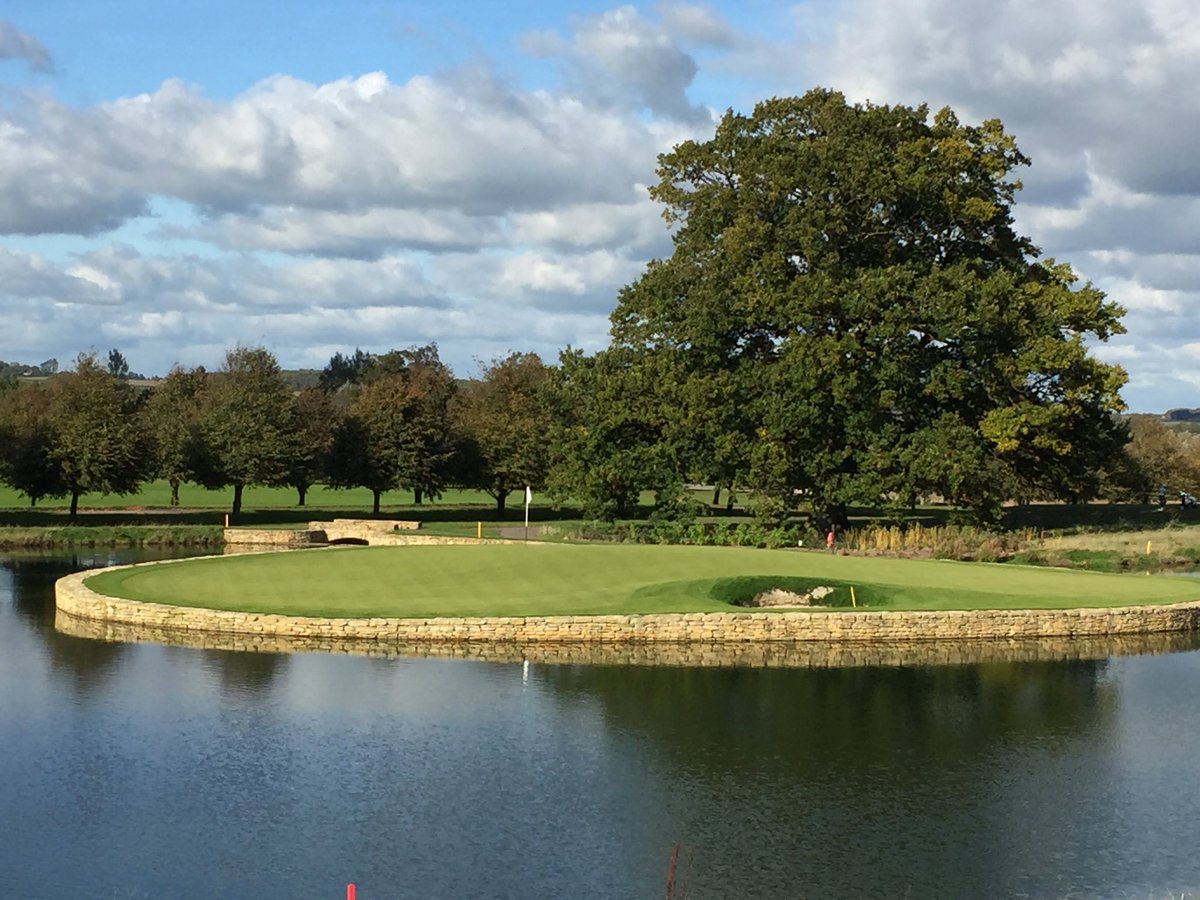 LeeHayward9's tweet photo. Massive thanks to @CumberwellPark for a great Wiltshire County junior boys assessment day #Awesomefacilities #Thefuture🌟s https://t.co/hiW5EyuQX7