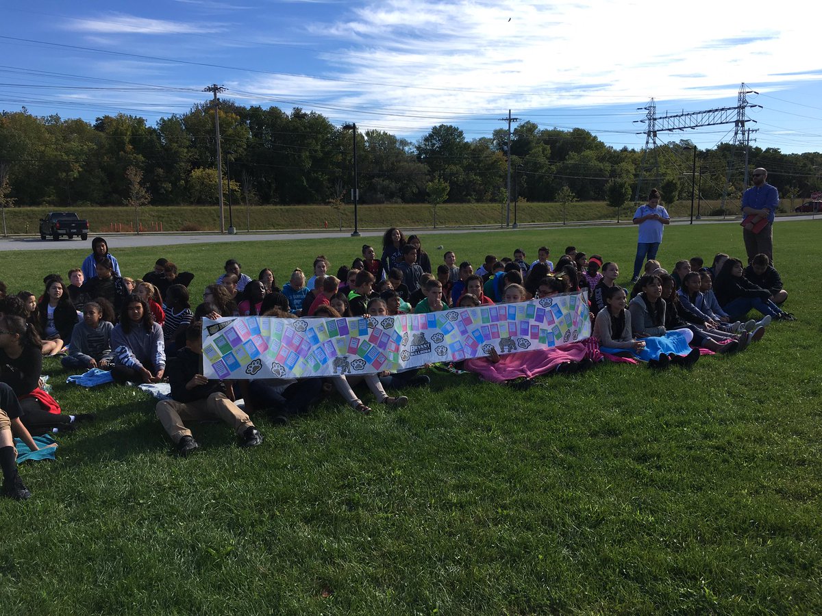 GranatoTMS's tweet photo. Unveiling of college teams VNM great PBIS beginning teachers and students all in 👍 https://t.co/eMoEJow4uD