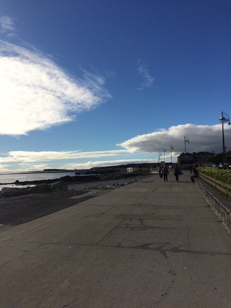 helenriddell's tweet photo. Walking the Salthill Prom on a sunny Sunday afternoon #WeekendInGalway https://t.co/QnQsVS0RvD