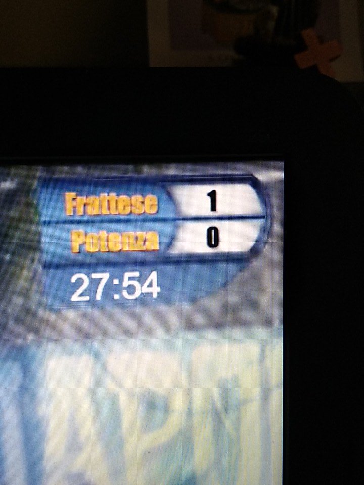 calcio_potenza's tweet photo. Rigore per il Potenza ed espulsione per un giocatore della Frattese.
#FrattesePotenza
#ForzaPotenza
⚽🔴🔵 https://t.co/jQztohtMkI