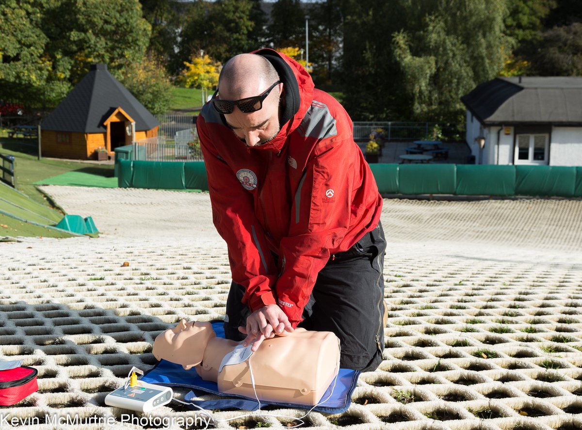 reactfatraining's tweet image. A few shots from last weeks Activity First Aid course. Introduction to AEDs and hypothermia scenarios to practice for outdoor instructors