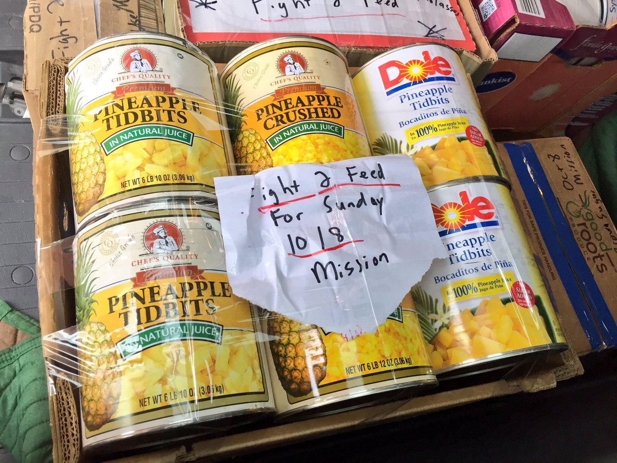 Getting ready for our mission today <a href="/CCOLife/">Cornerstone Community Outreach</a> Thanks <a href="/cssimarketing/">CSSI mktg + culinary</a> we are putting your donated food to good use! #Fight2Feed #NoKidHungry
