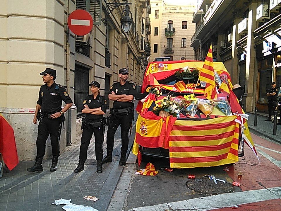 DLn9N9uWAAAlm87.jpg:large