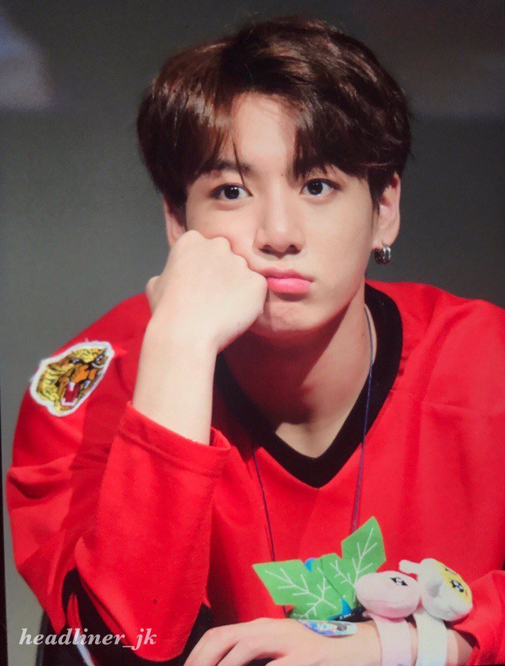 lu_yagovkina's tweet image. Трудно запомнить. Не китаец, а КОРЕЕЦ 
#KPOP #BTS