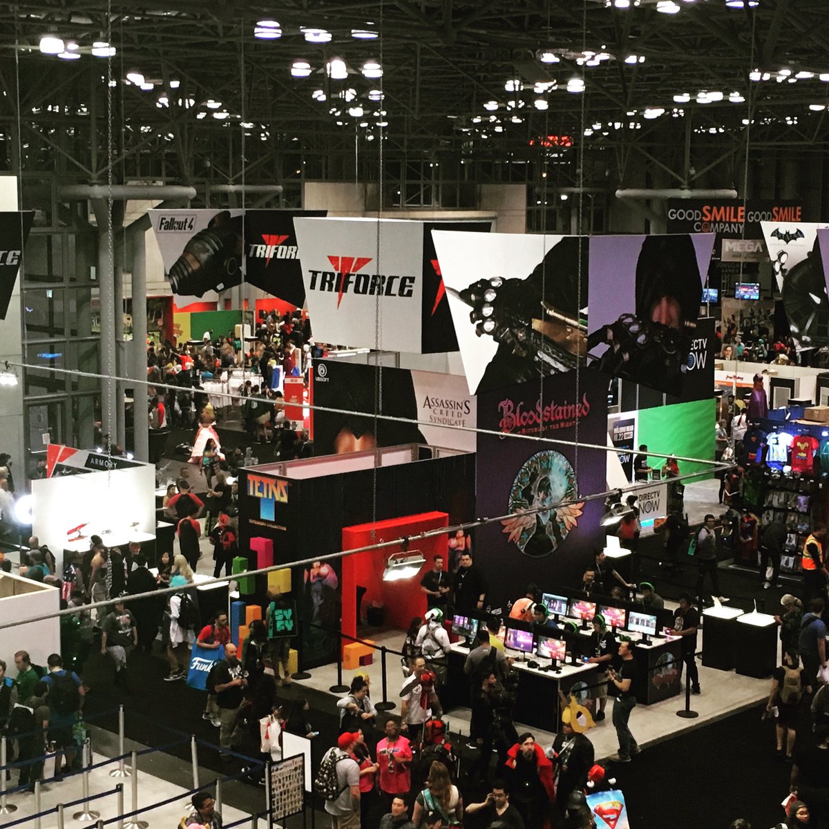 ProjectTriForce's tweet image. Good Morning! Today’s the last day of #NYCC. Stop by TriForce Booth 622 by the entrance(next to Funko). Show closes at 5pm. #TriForceNYCC