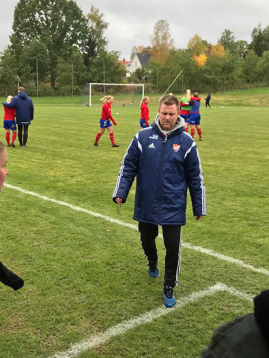 Snart dags för avspark i årets viktigaste match! Ni kommer väl? 
#borenhjärta
