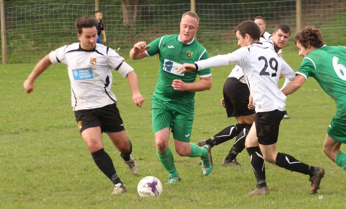 7SistersOnllwyn's tweet photo. A couple of pics from yesterday’s west Wales Cup game v @FelinfoelAFC   More can be found at https://t.co/vMb2PAUjjl https://t.co/YSn4ynaAIR