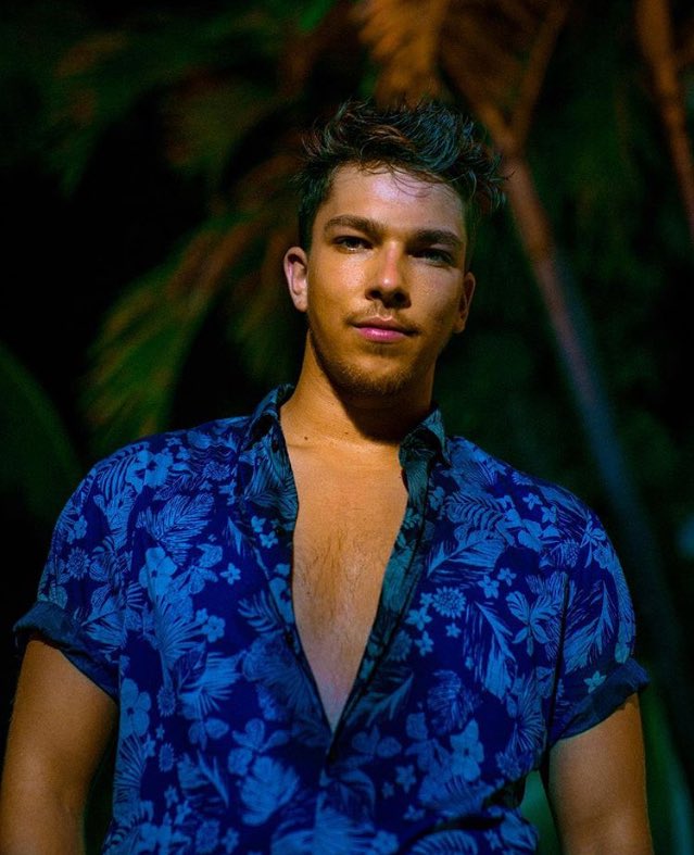 deviouspop's tweet photo. OMG is @MattTerry93’s debut single coming THIS FRIDAY? 😍😍 https://t.co/pahGUbC8Av