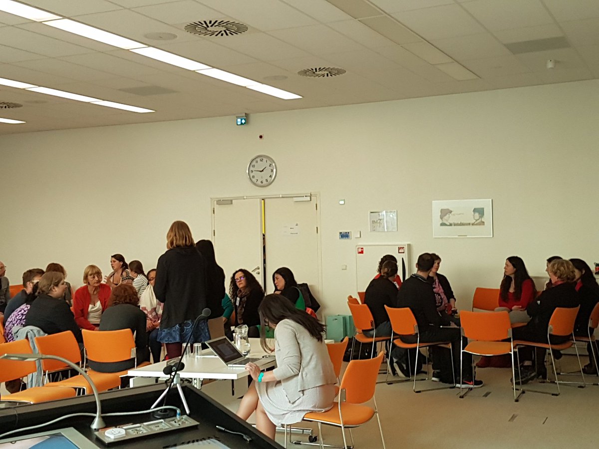 CaroRowland's tweet photo. In our final discussion section junior researchers give us their conclusions from the break-out sessions. A really nice idea here. #MPaL2017 https://t.co/pcJSatUA2k