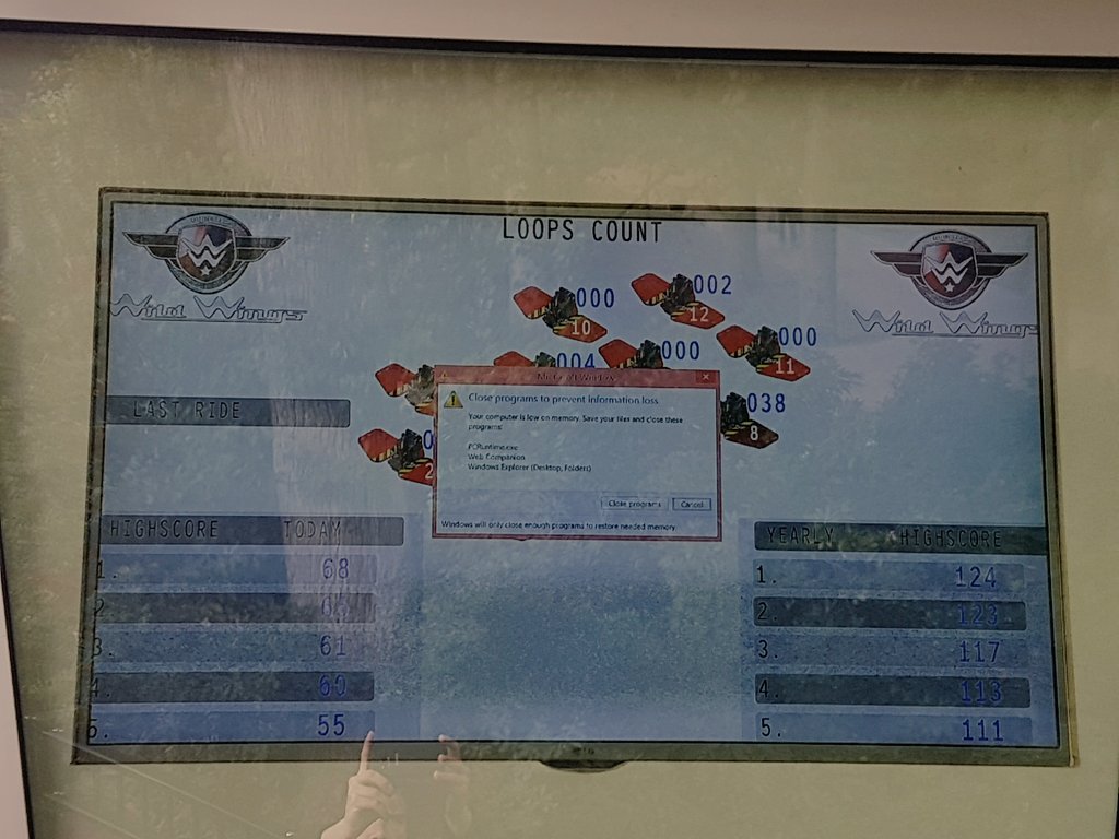 Maybe the #wildwings in <a href="/Duinrell/">Duinrell</a> should be closed to prevent information loss. Got a loop count of 38 nonetheless! 💪
<a href="/KevlinHenney/">Kevlin Henney</a>