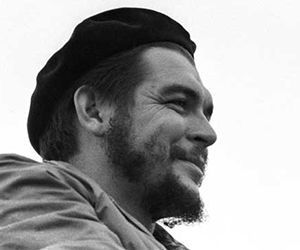 UCLVCU's tweet image. "Porque el amor es eterno y la gente que te ama no te olvida"  #Che50  #NuestroChe