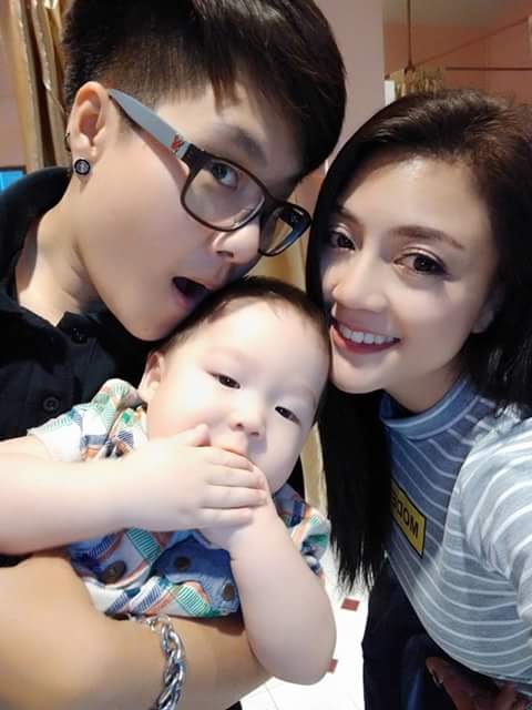 มานวดที่นี่ มีเบบี๋น้อยให้ฟัดด้วยยย