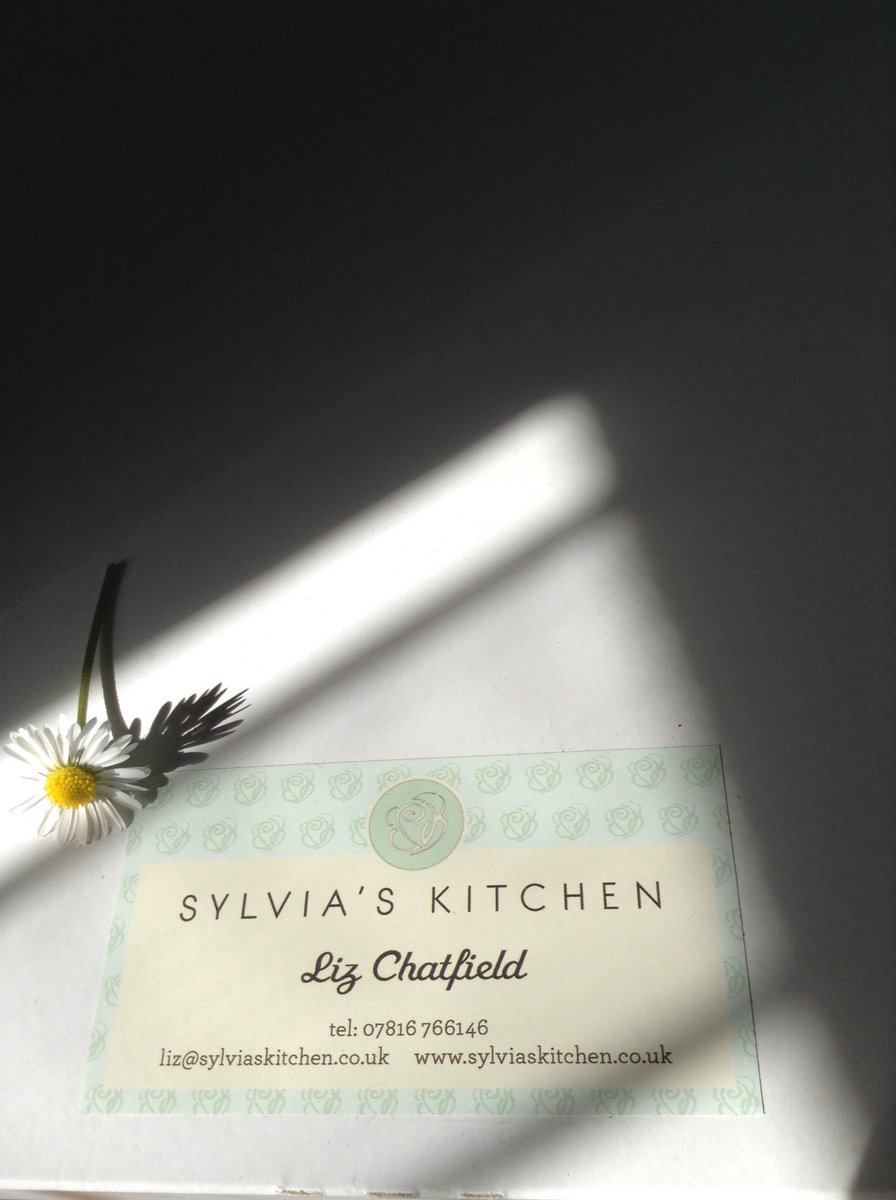 Thank you Liz Chatfield for our beautiful cake @Sylvias_Kitchen #celebration #pearlwedding