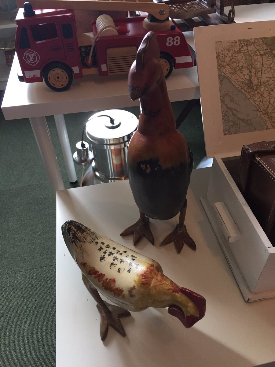 SmithsPicks1's tweet photo. Finally managed to make it along to @NwichAntiques today to refresh our stock #collectables #antiques #toys #cheshire #northwich https://t.co/wycD6eFQ6S