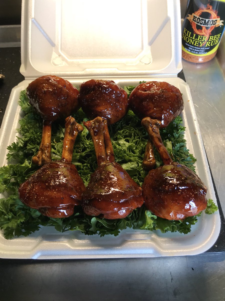 darrellommart's tweet photo. Boonville Square Flare BBQ Competition. #doughboybarbeque
#GCwinner
#firstplacechicken
#thirdplacechicken https://t.co/2jXzwfJ4Of