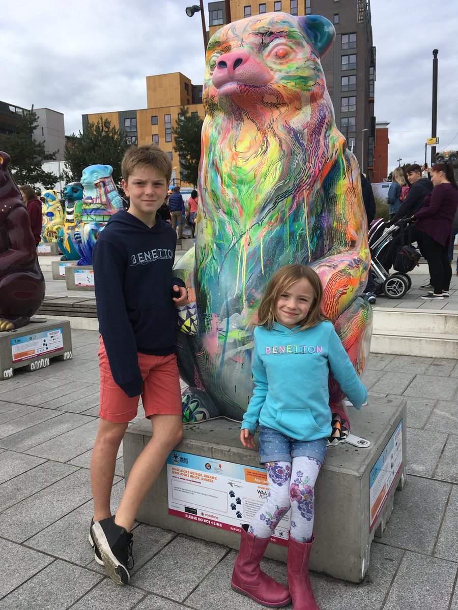 ClaireTerry75's tweet photo. A trip to Bearmingham to say goodbye to all the bears. Goldie is still my favourite @GowlingWLG_UK #bigsleuth https://t.co/e7p7h9aq1z
